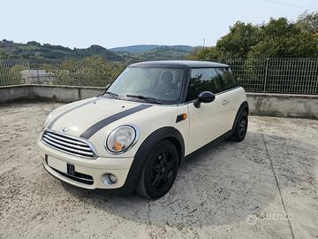 Mini 1.6 16V Cooper D Chili