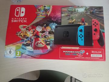 Console Nintendo Switch con Mario kart Deluxe