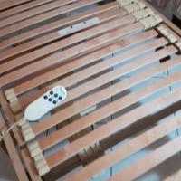 2 letti singoli legno con rete motorizzata