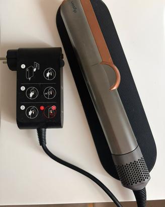 Piastra airstrait dyson