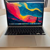 Macbook air m1 13 pollici 256gb argento anno 2021.