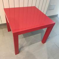 Tavolino rosso