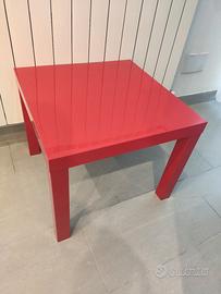 Tavolino rosso