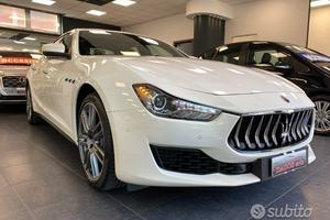 MASERATI Ghibli GRANLUSSO 3.0 275 CV