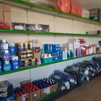 Attrezzatura da campeggio varia