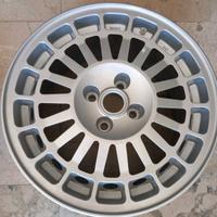 Cerchio in lega  Lancia Delta  integrale HF