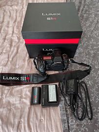 Panasonic Lumix S1R - 900 SCATTI - PARI AL NUOVO