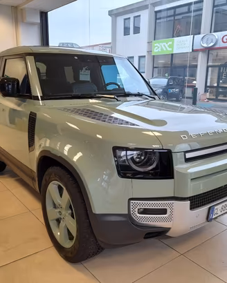 LAND ROVER Defender (2019) Defender 90 3.0D I6 ...