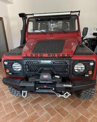 Defender TD5