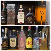 Alcolici whisky, cognac, vodka, vari