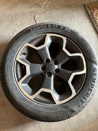 Pneumatici nuovi subaru XV  e cerchi in lega