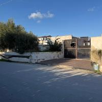 Terreno 3600mq Siracusa con fabbricato