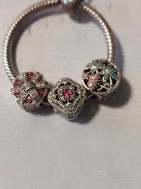 Charm vari  Pandora . CAD 60
