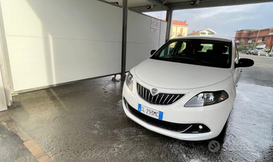 Lancia ypsilon 2023