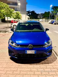 Volkswagen Golf 7.5R 2.0TSI DSG 4Motion