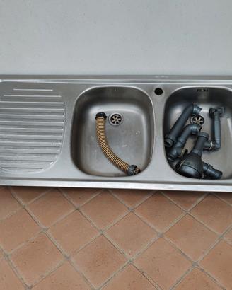 Lavello inox cucina 