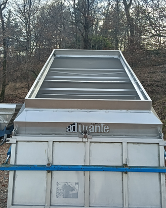 Rimorchio agricolo dumper