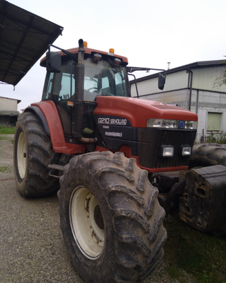 New Holland G 210