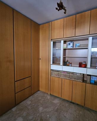 Armadio/Libreria ad angolo con LETTO a scomparsa