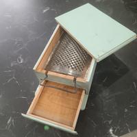 Grattugia da parete vintage anni 60 in legno/metal