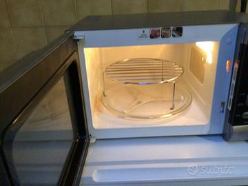 Microonde  Whirlpool AMW 234