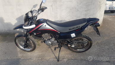 Suzuki DR125SM 2010