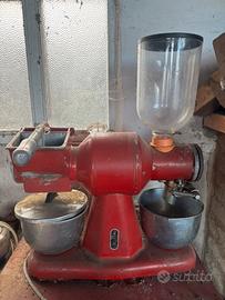 Bilancia antica a piatti con set pesi originale