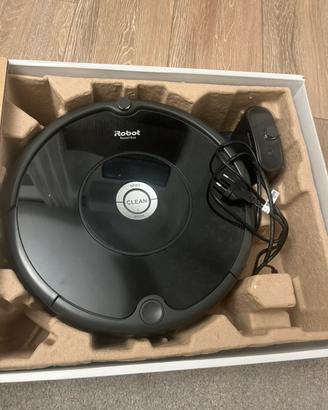 Aspirapolvere robot Roomba 606