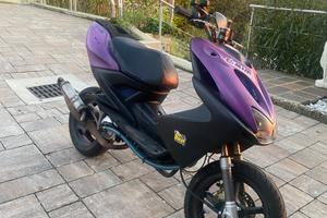 Yamaha Aerox 50 -