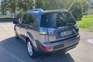 Mitsubishi Outlander 2.4 benzina gpl 7 posti