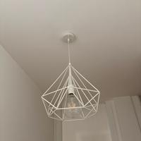 Lampadario design bianco (disponibili 2)