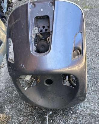 Ricambi piaggio vespa gts 200 L usato