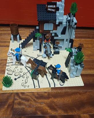 lego cowboy 6761 bandits'secrets hideout 