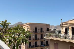 Attico bivani via Nigra