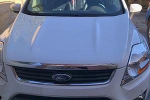 ford kuga 136hp 4wd con gancio traino