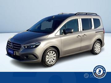 Mercedes-Benz Classe T 180 d AT