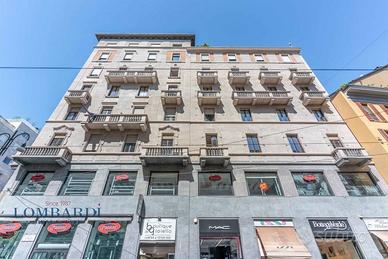 Appartamento di 216 m² con 4 locali a Milano