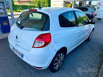 Renault Clio 1.2 16V 3