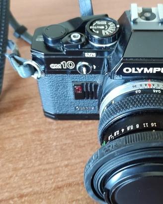 Macchina fotografica Olympus OM-10