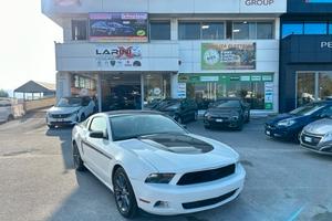 Ford Mustang V6 Coupé 305 CV