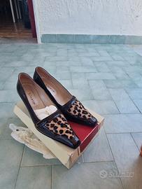 Scarpe maculate