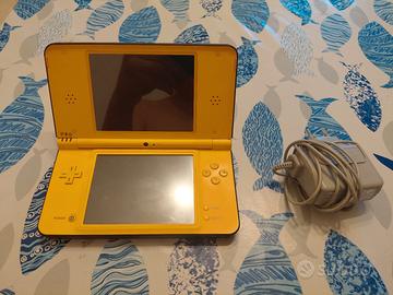 Nintendo  DSI XL