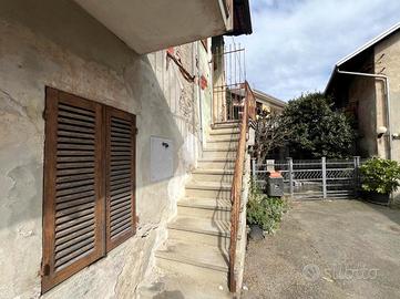 CASA DI CORTE A VIGLIANO BIELLESE