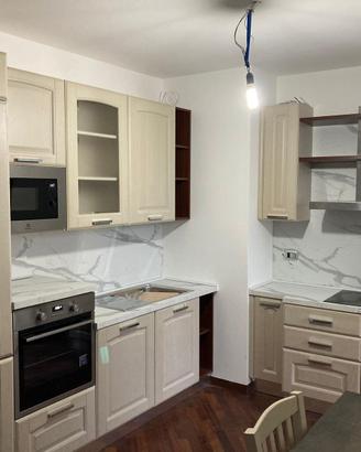CUCINA completa  su misura legno massello