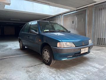 Peugeot 106
