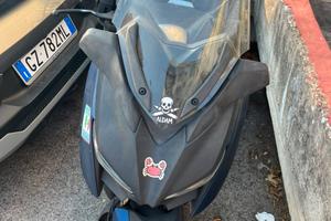 Xmax 300 senza motore