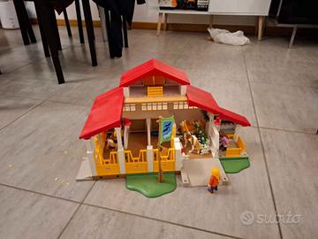 Maneggio Cavalli Playmobile