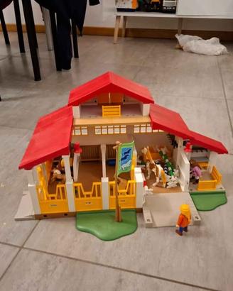 Maneggio Cavalli Playmobile