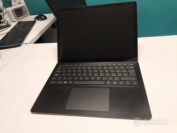 Microsoft Surface 4 1951 per pezzi di ricambio