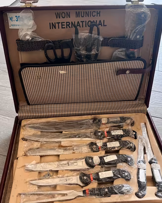 Set coltelli e posate da cucina completo